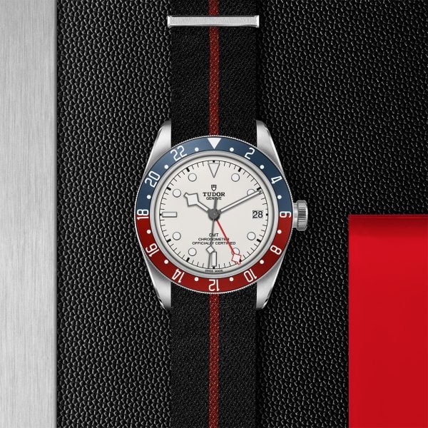 M79830RB 0012 tudor watch carousel 2 4 10 2023 1