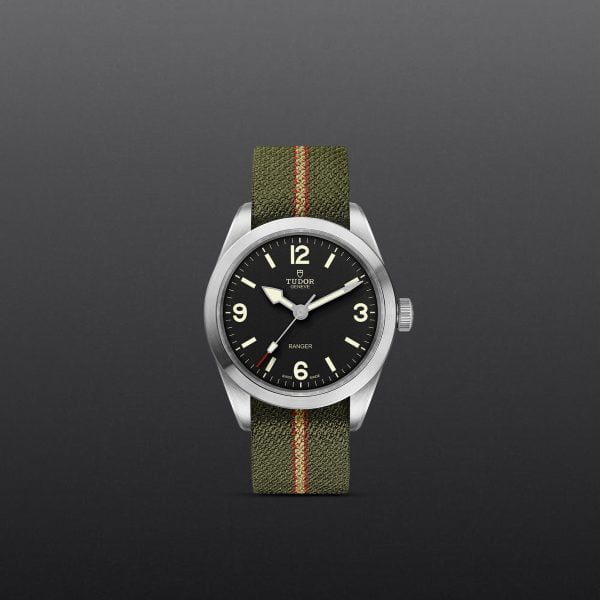 M79950 0003 tudor watch carousel 1 4 10 2023 1