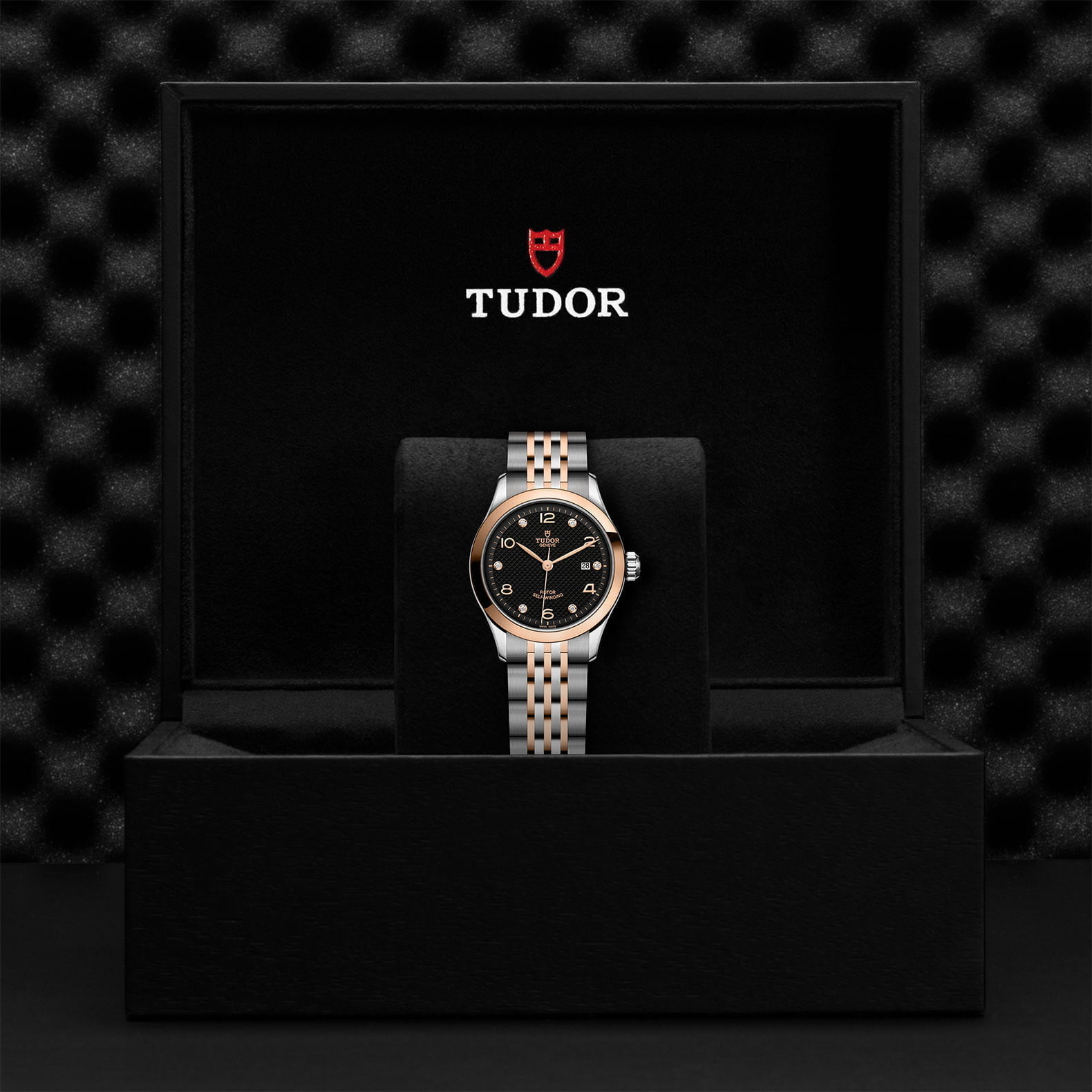 M91351 0004 Tudor Watch Carousel 4 4 10 2023 1