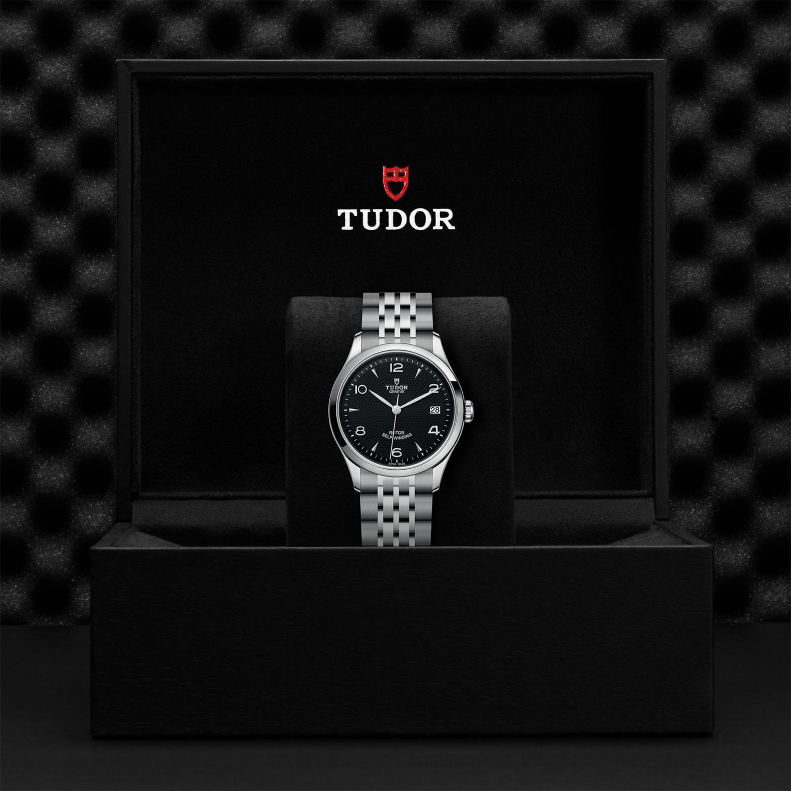 M91450 0002 Tudor Watch Carousel 4 4 10 2023 1