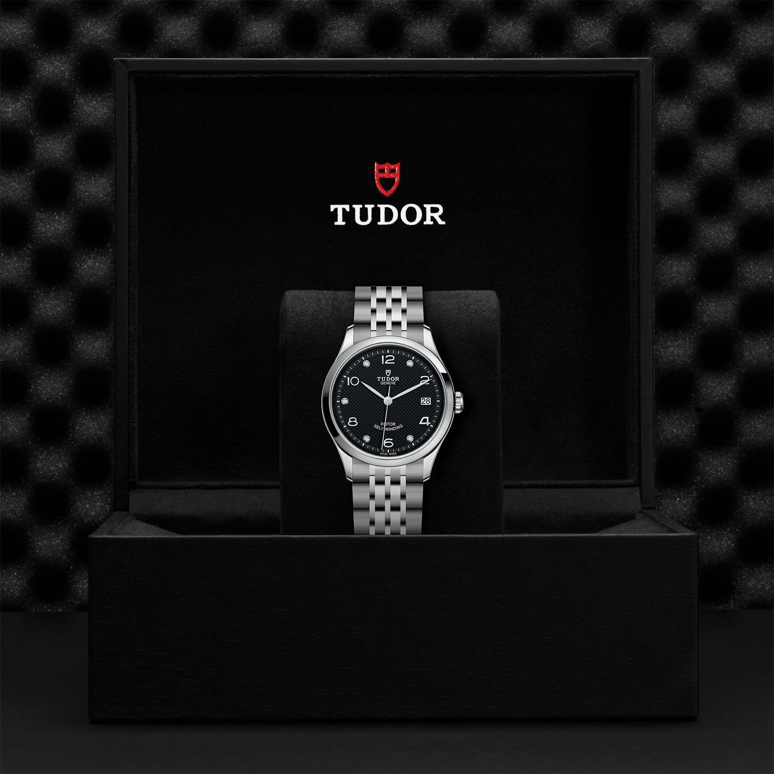 M91450 0004 Tudor Watch Carousel 4 4 10 2023 1