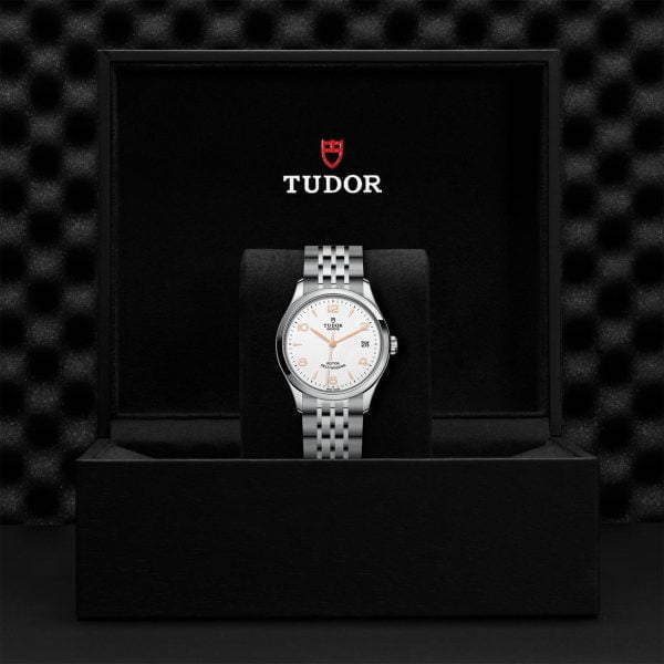 M91450 0011 tudor watch carousel 4 4 10 2023 1