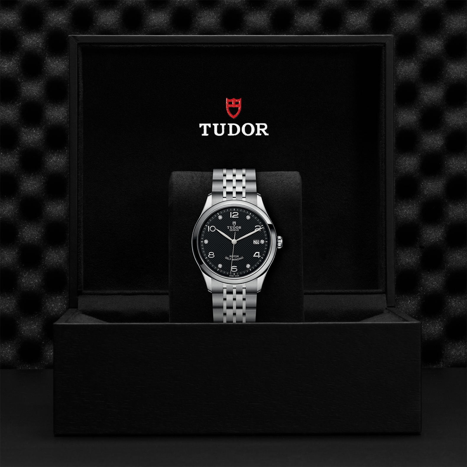 M91550 0004 Tudor Watch Carousel 4 4 10 2023 1