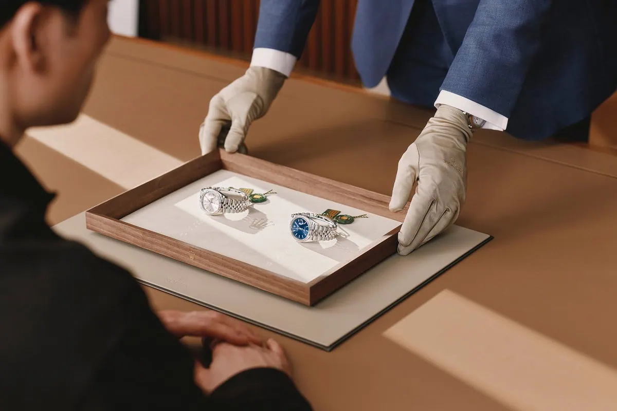 Menservis Jam Tangan Rolex - Hung Cheong