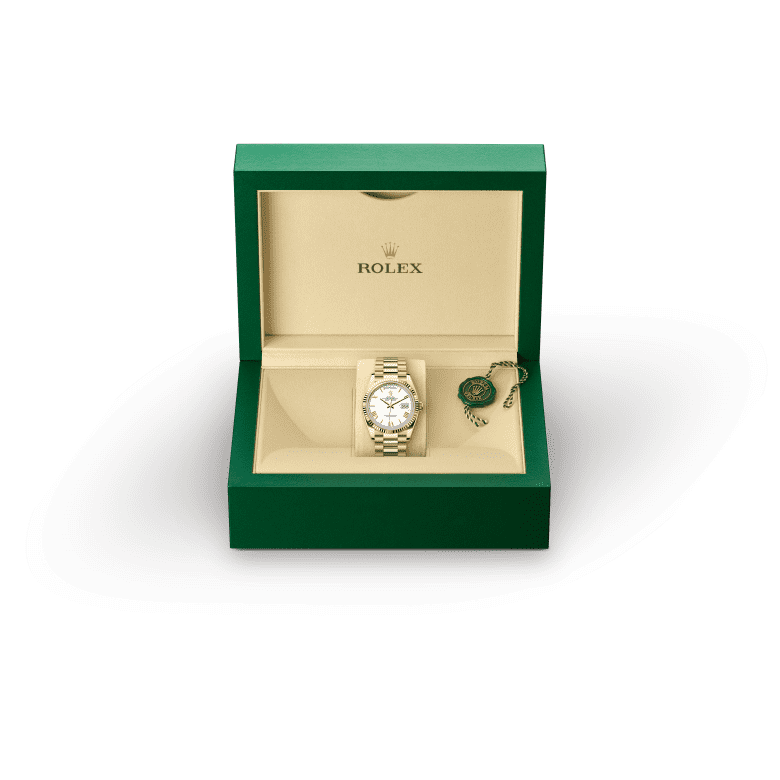 Rolex M128238-0113 Dihadirkan dengan Kotak - Hung Cheong Jewellery  Watch