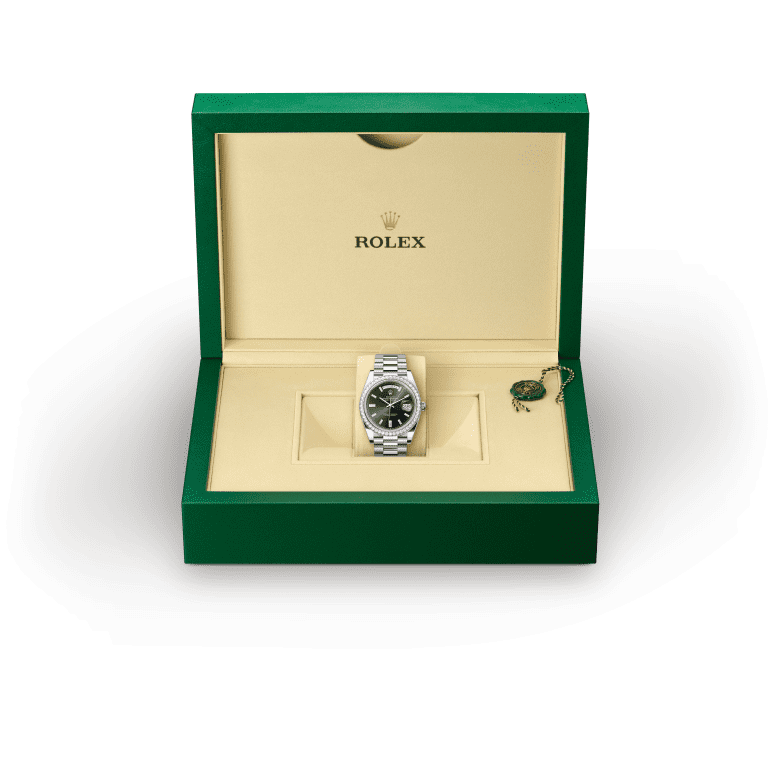 Rolex M228349RBR-0003 Dihadirkan dengan Kotak - Hung Cheong Jewellery  Watch