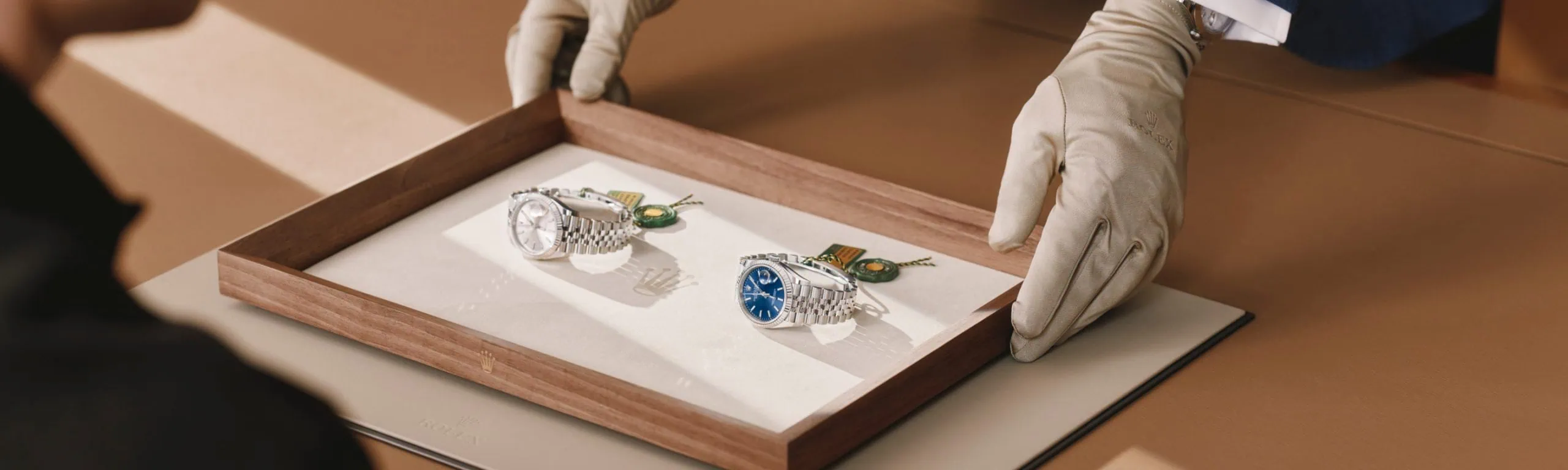 Rolex-Contact-Message-Elmt_2603Fg_041-Portrait Returning Client Watch - Hung Cheong Jewellery & Watch